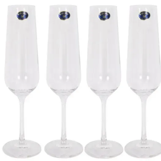 Copa de champagne de cristal de Bohemia (Detalle de presentación)