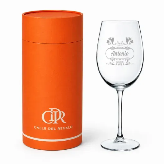 Copa de vino con nombre grabado (Vista alternativa)
