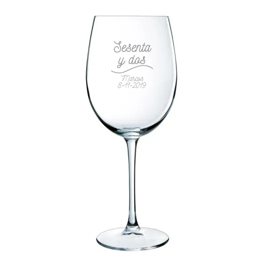 Copa de vino grabada cumplea&ntilde;os (Foto de catálogo)