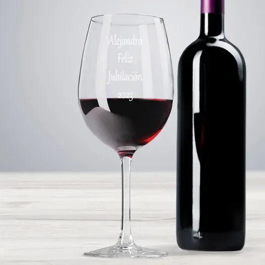 Copa de vino grabada para jubilaci&oacute;n (Idea de regalo original)