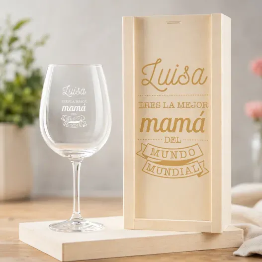 Copa de vino grabada para madre (Vista alternativa)