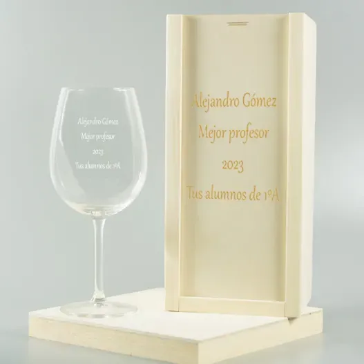 Copa de vino grabada para profesor (Vista alternativa)