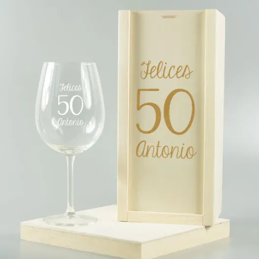 Copa de vino para cumplea&ntilde;os grabada (Opción de grabado)