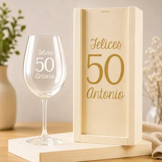 Copa de vino para cumplea&ntilde;os grabada (Idea de regalo original)