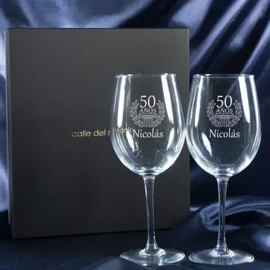 Copas de vino grabadas para cumplea&ntilde;os (Vista alternativa)