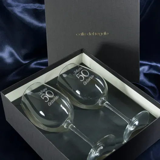 Copas de vino para cumplea&ntilde;os grabadas (Vista alternativa)