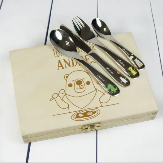 Cubiertos personalizados infantiles (Vista secundaria)
