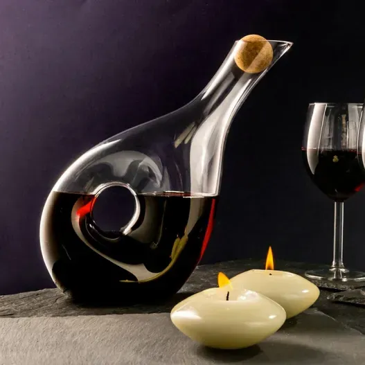 Decantador de vino o agua (Vista alternativa)