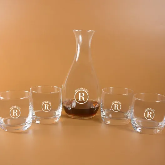 Decantador y vasos de whisky personalizado (Idea de regalo original)