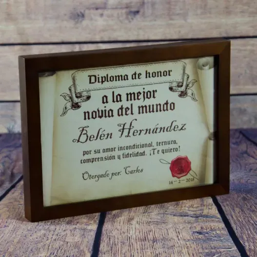 Diploma pergamino a la mejor novia (Foto de catálogo)