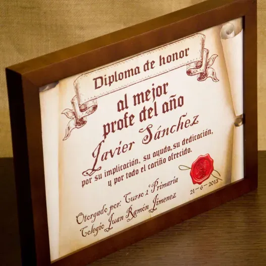 Diploma pergamino al mejor profesor (Idea de regalo original)