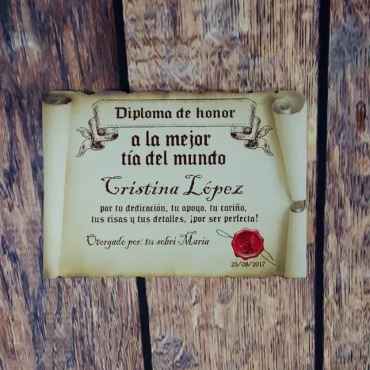 Diploma pergamino a la mejor t&iacute;a (Detalle de presentación)