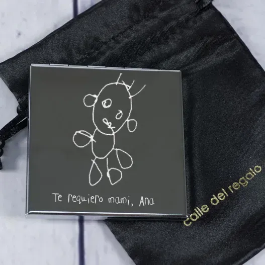 Espejo con el dibujo de tu hijo grabado (Idea de regalo original)
