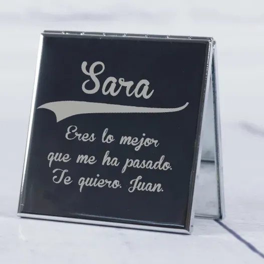 Espejo grabado con dedicatoria (Detalle de presentación)