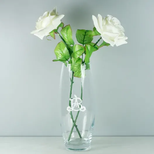 Florero grabado con monograma (Vista alternativa)