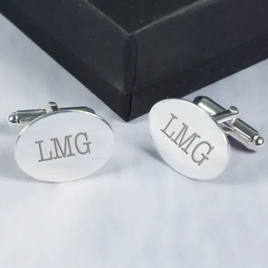 Gemelos de plata con iniciales grabadas (Idea de regalo original)