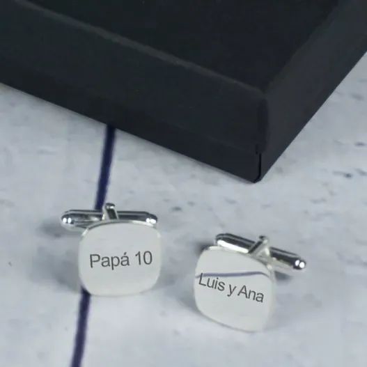 Gemelos de plata cuadrados grabados (Vista alternativa)