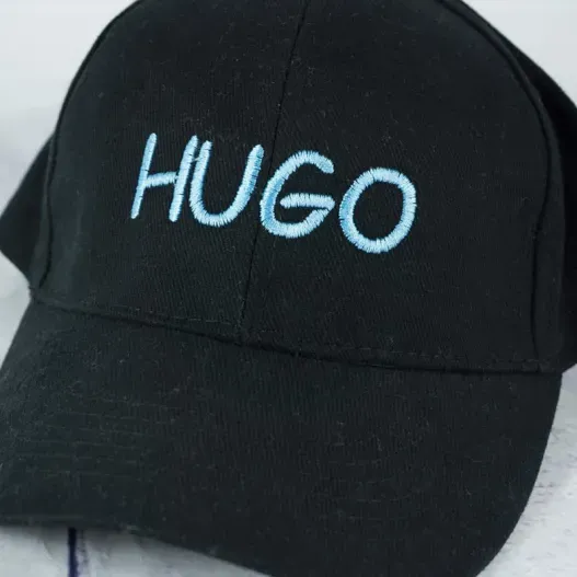 Gorra de algod&oacute;n org&aacute;nico bordada (Idea de regalo original)
