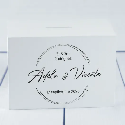 Hucha de madera para pareja personalizada (Detalle de presentación)