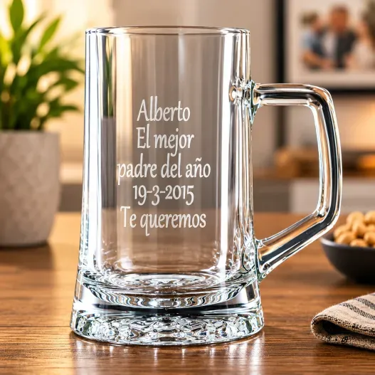Jarra de cerveza grabada
