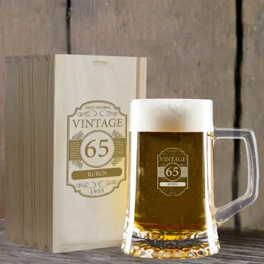Jarra de cerveza vintage personalizada