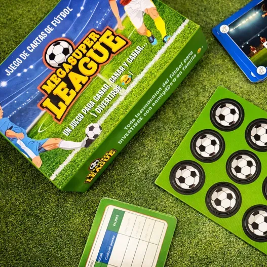 Juego de Cartas de F&uacute;tbol Megasuper League (Foto de catálogo)