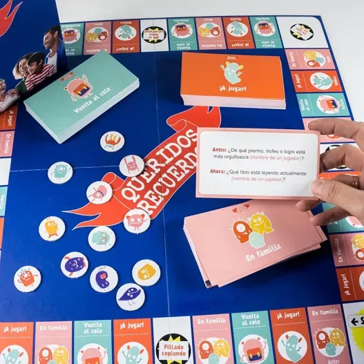 Kit Navidad 'Juego en familia' (Detalle de presentación)