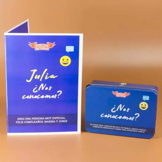 Juego &iquest;Nos conocemos? con tarjeta personalizada (Muestra del producto)