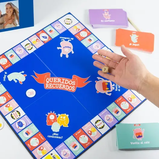 Juego Queridos Recuerdos personalizado (Foto de catálogo)