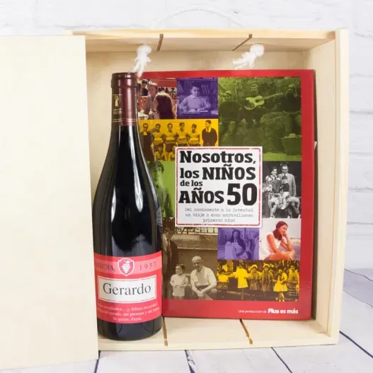 Kit a&ntilde;o de nacimiento 'D&eacute;cada de los 50' (Foto de catálogo)