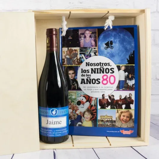 Kit a&ntilde;o de nacimiento 'D&eacute;cada de los 80' (Detalle de presentación)