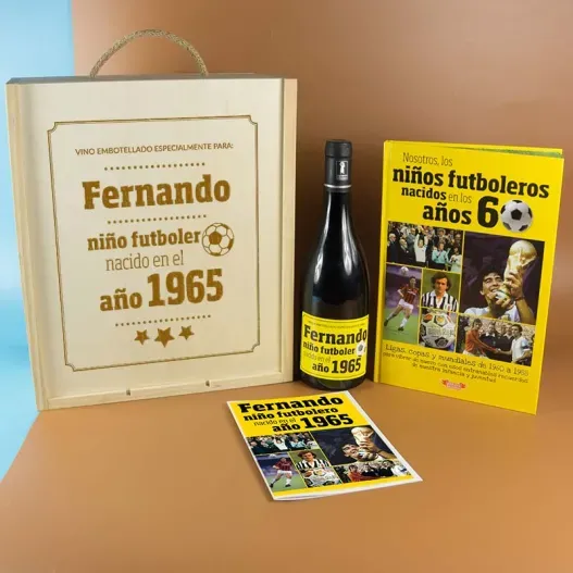 Kit futbolero 'libro y botella de vino' personalizada de los 60 (Idea de regalo original)