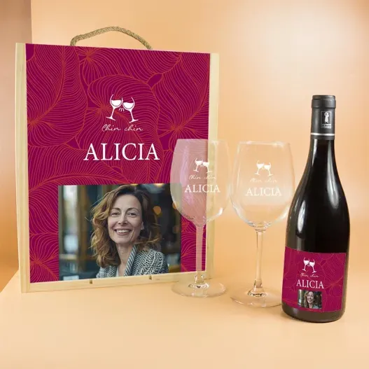 Kit personalizado 'Chin chin' (Idea de regalo original)