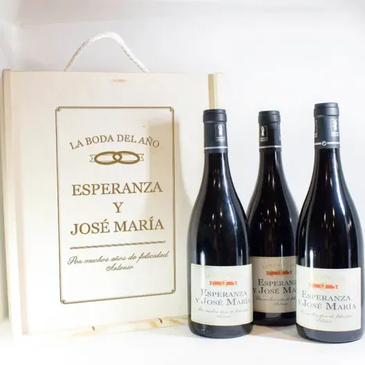 Kit vino personalizado 'La boda del a&ntilde;o' (Foto de catálogo)