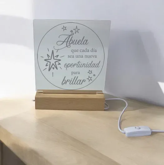 L&aacute;mpara LED Personalizada 'Brillar'  (Detalle de presentación)