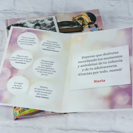 Libro Queridos Recuerdos con tarjeta para mam&aacute; (Vista alternativa)