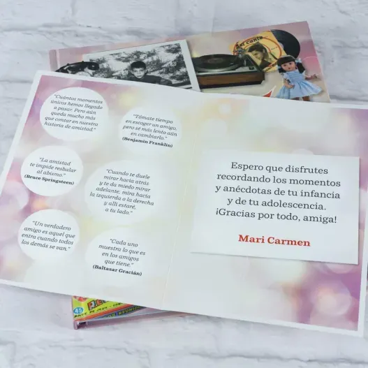 Libro Queridos Recuerdos con tarjeta para un amigo (Vista alternativa)