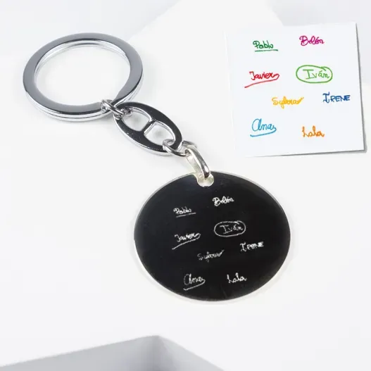 Llavero de plata firmas grabadas