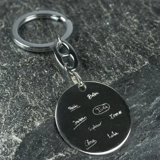 Llavero de plata firmas grabadas (Idea de regalo original)