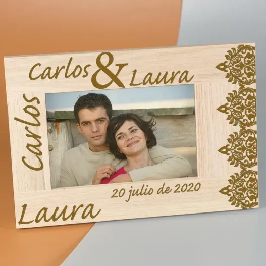 Marco de fotos grabado para pareja (Idea de regalo original)