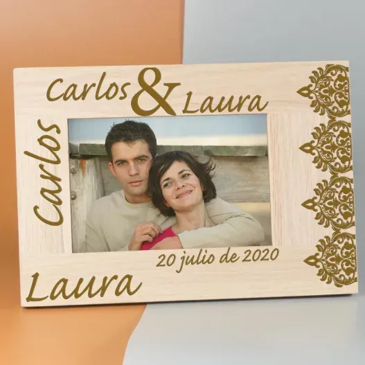 Marco de fotos grabado para pareja