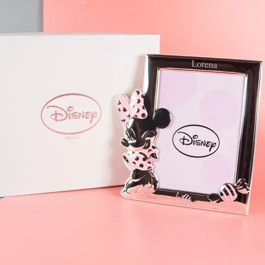 Marco Minnie personalizado (Detalle de presentación)