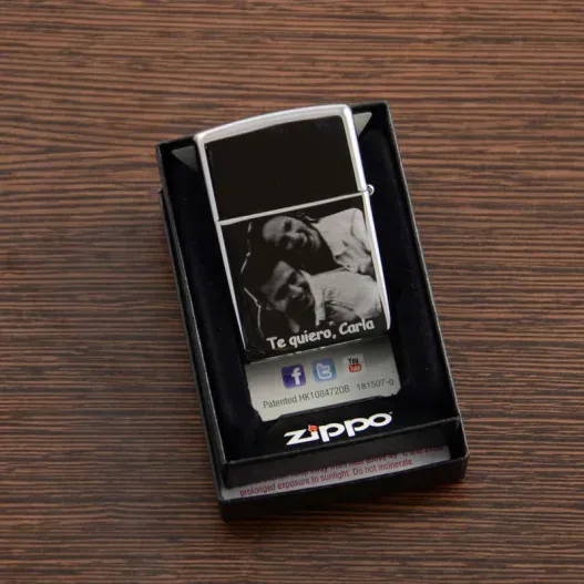 Mechero Zippo grabado con foto (Foto de catálogo)