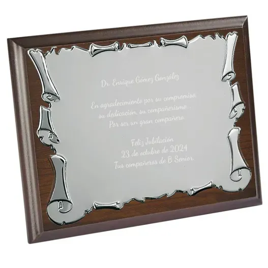 Placa de homenaje personalizada en caja de madera (Vista alternativa)