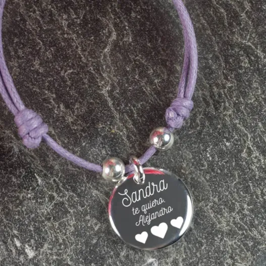 Pulsera de plata con dedicatoria grabada (Vista alternativa)