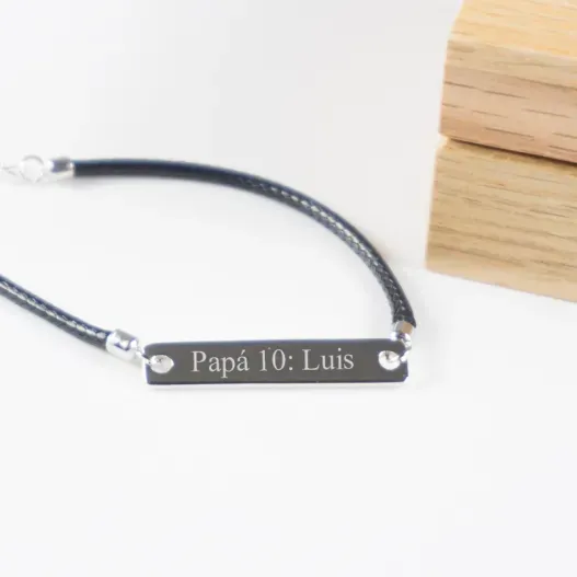 Pulsera de plata personalizada con nombre (Detalle de presentación)