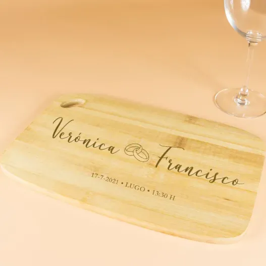 Tabla de madera grabada para pareja
