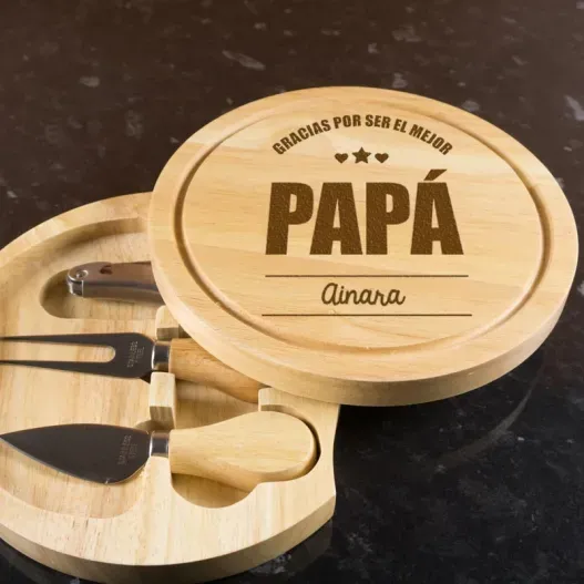 Tabla de quesos personalizada para pap&aacute; (Detalle de presentación)