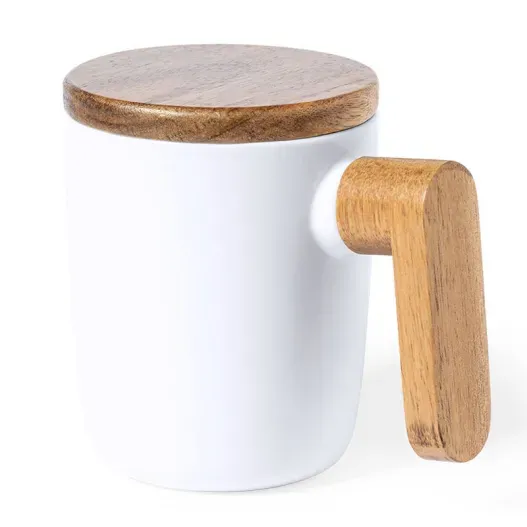 Taza con detalles en madera natural (Idea de regalo original)