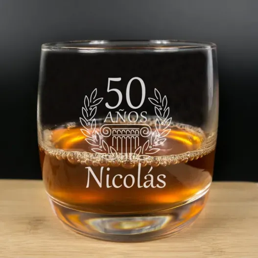 Vaso de whisky grabado para cumplea&ntilde;os (Vista alternativa)